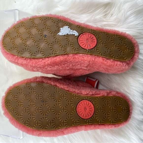 UGG SANDALS - Picture 7 of 8